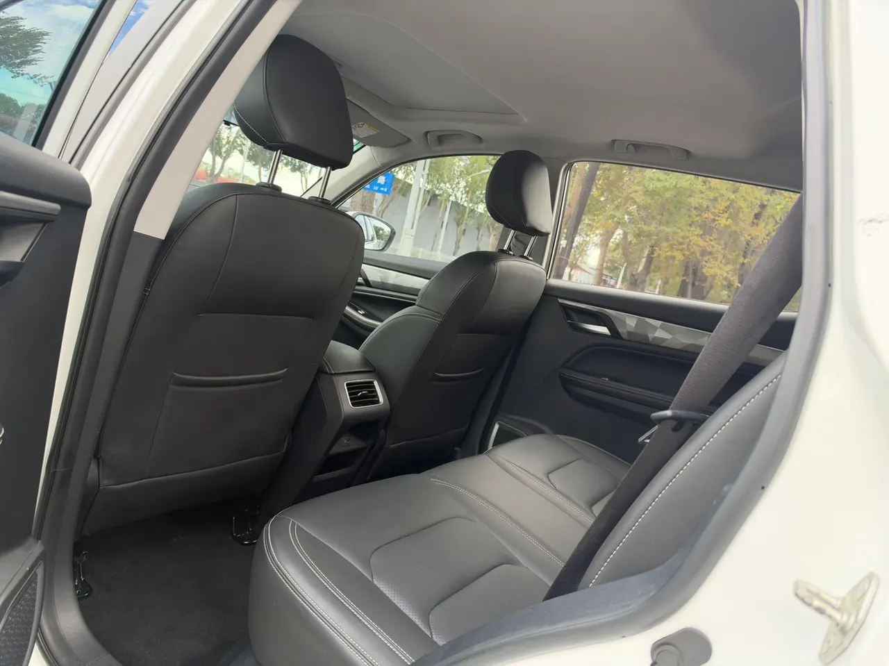 Geely Vision SUV(X6) 2021 Vision X6 Pro 1.4T Honorable Manual Gear 8