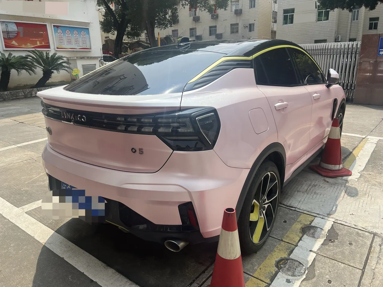 LYNK&amp;CO 2020 LYNK&amp;CO 05 2.0TD Two-wheel Drive Halo Automatic Gear 4