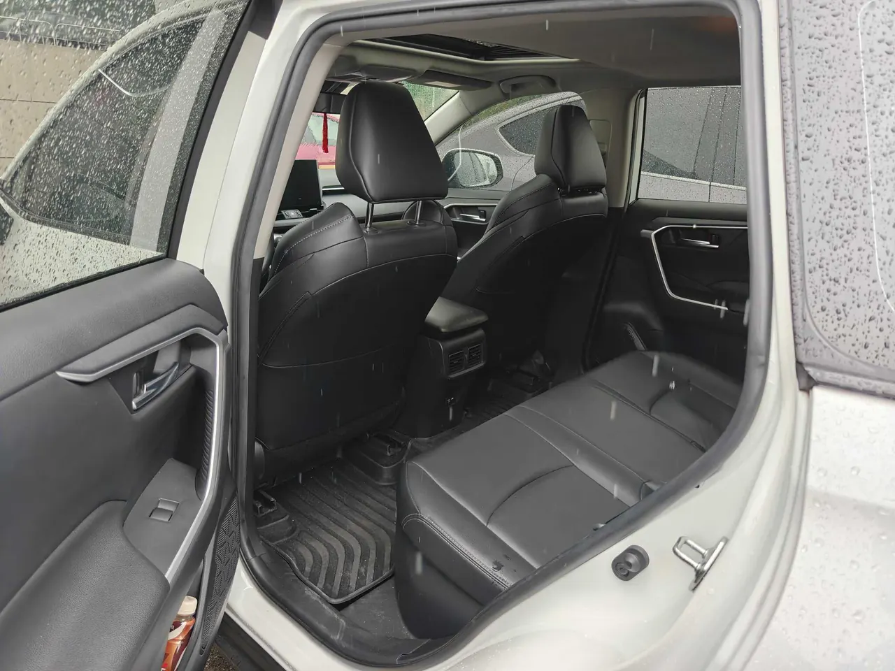 Toyota 2020 Weilanda Dual Engine 2.5 Stepless Four-wheel Drive Deluxe Automatic Gear 4