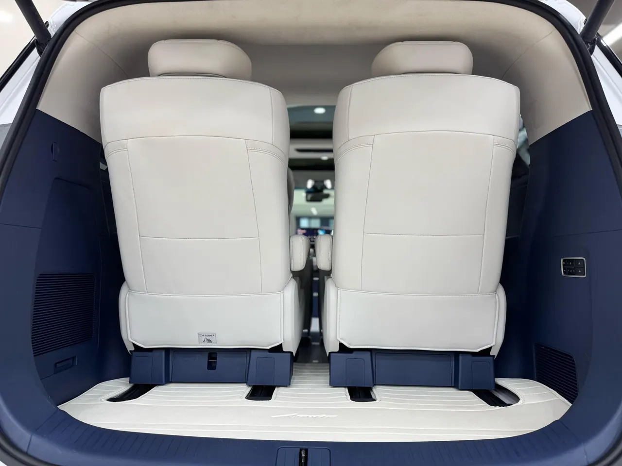 Buick 2023 Century 48V 2.0T Yunshi Edition 6-seat Automatic Gear 9