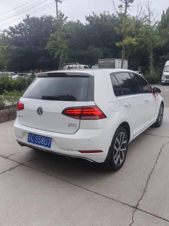 Volkswagen 2020 Golf 7 1.4TSI 280TSI Beloved Edition Comfortable Automatic 4