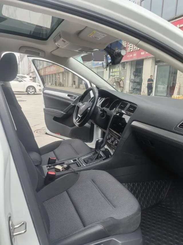 Volkswagen 2020 Golf 7 1.4TSI 280TSI Beloved Edition Comfortable Automatic 7