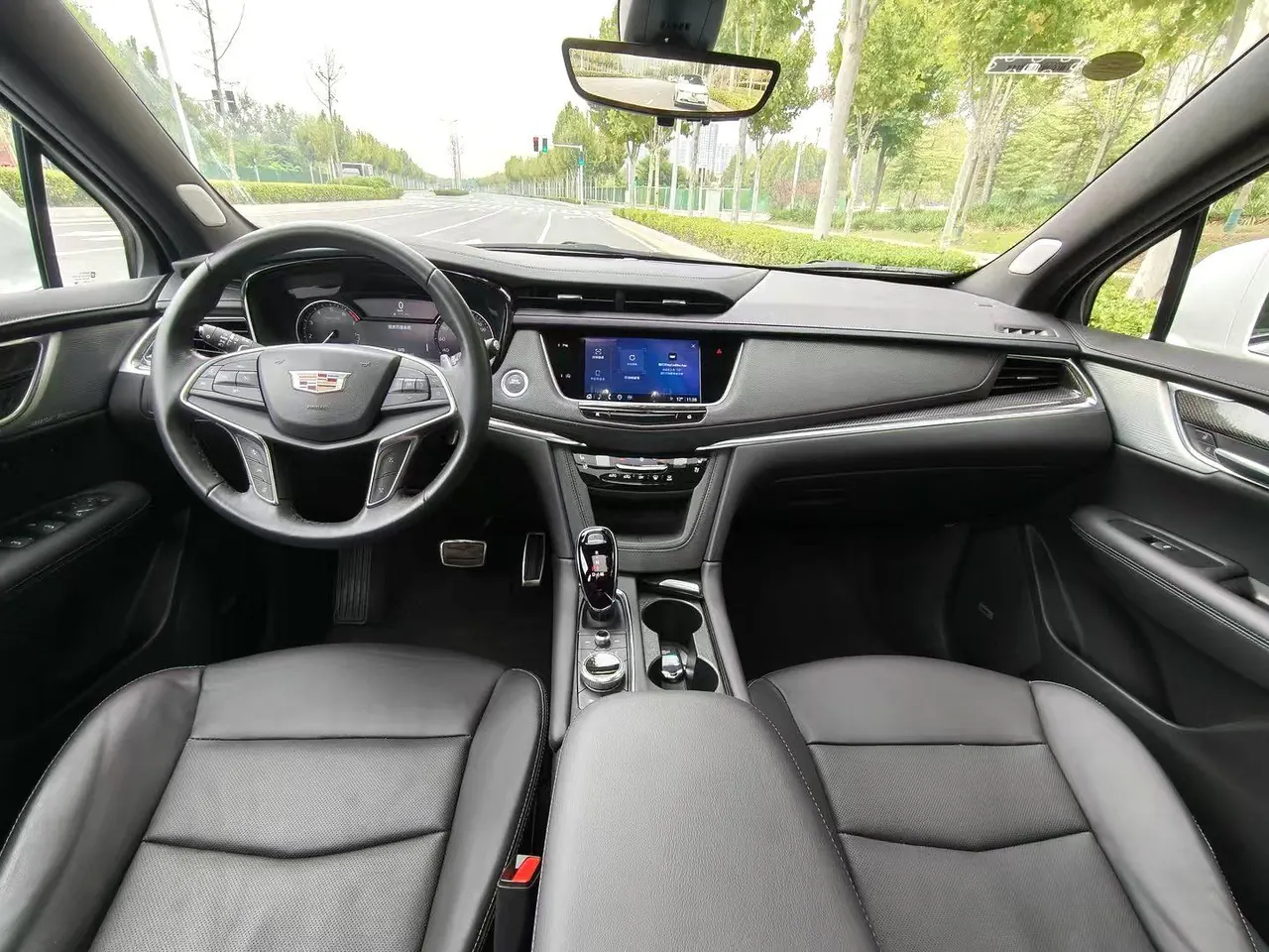 Cadillac 2023 XT5 48V 2.0T 4-wheel drive distinguished automatic gear 6