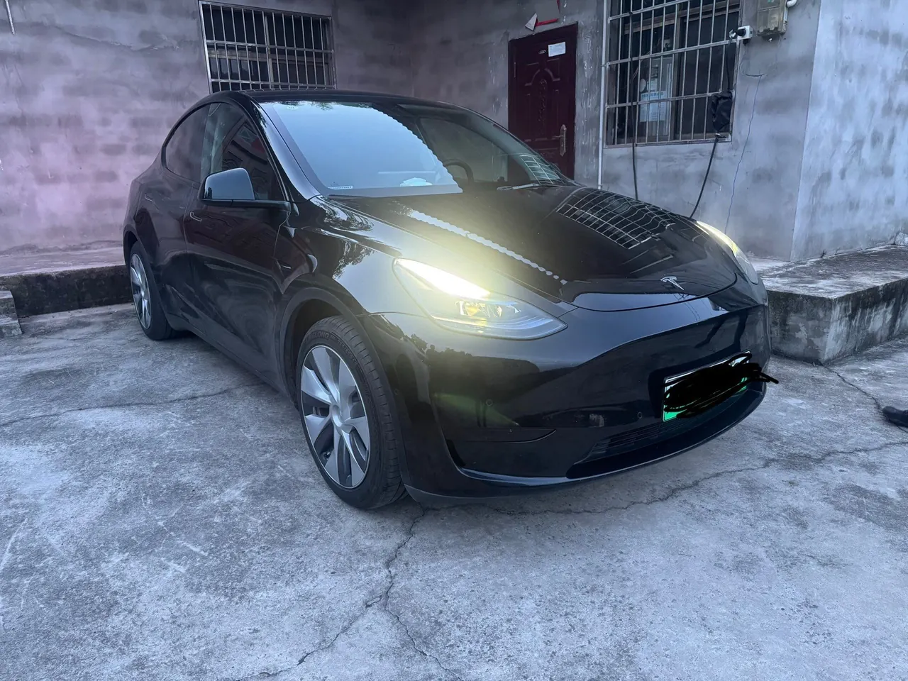 Tesla 2022 Model Y rear-wheel drive version automatic transmission 3