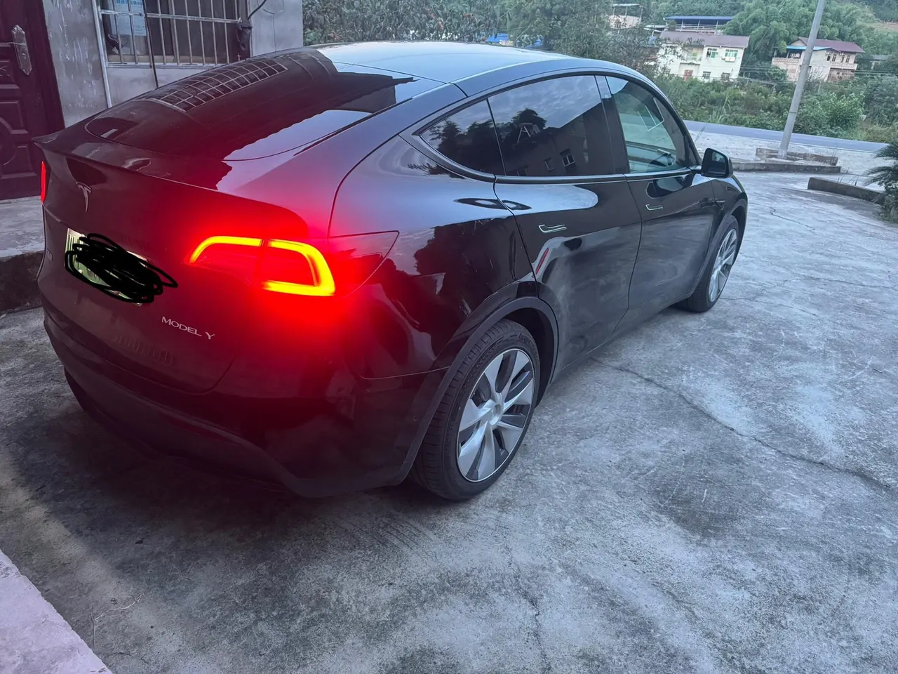 Tesla 2022 Model Y rear-wheel drive version automatic transmission 4