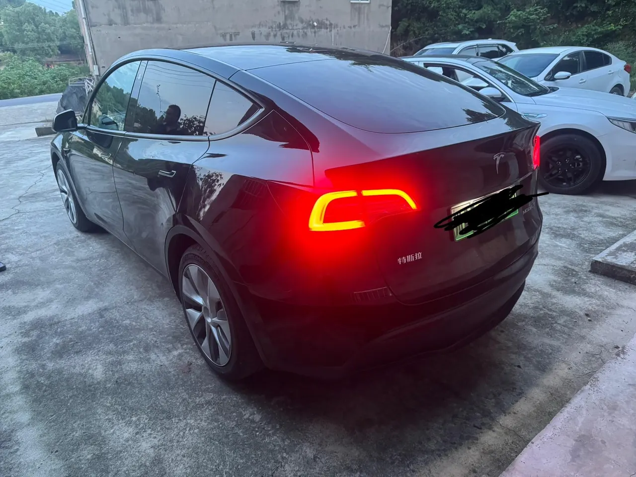 Tesla 2022 Model Y rear-wheel drive version automatic transmission 5