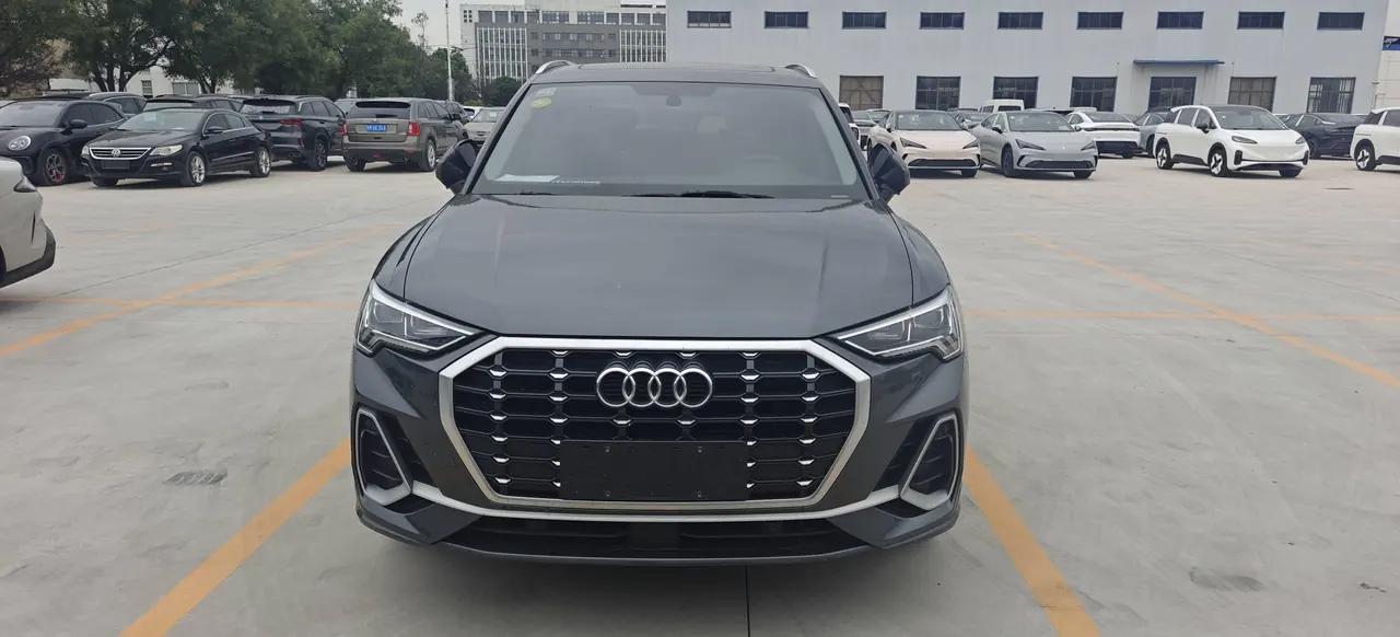Audi 2021 Q3 1.4TFSI 35TFSI Fashion Dynamic Automatic 2