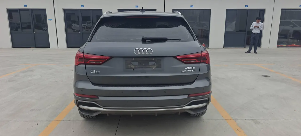 Audi 2021 Q3 1.4TFSI 35TFSI Fashion Dynamic Automatic 8