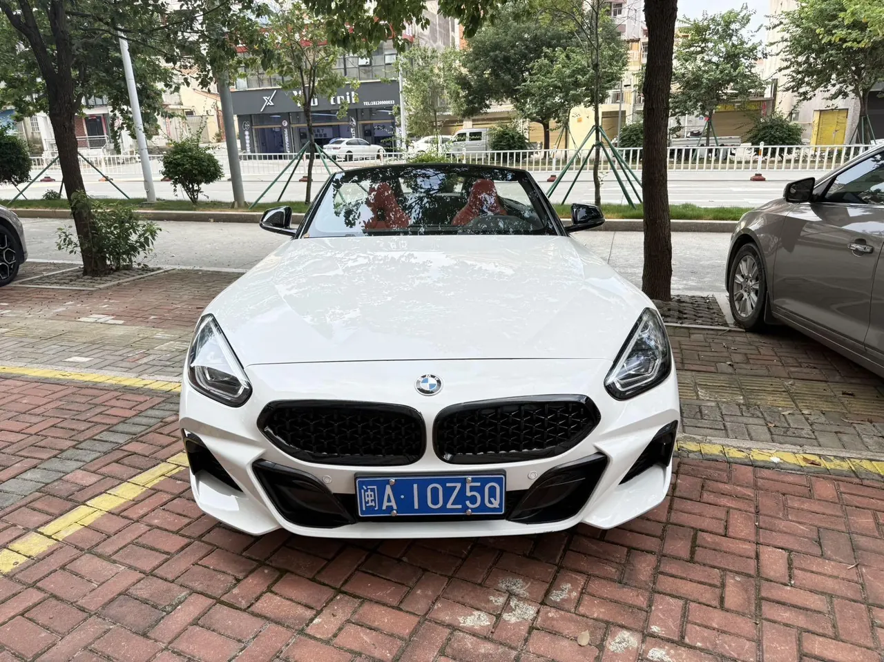 BMW Z4 (Imported) 2020 Z4 sDrive25i 2.0T Silver Cream Limited Edition Automatic Gear 4