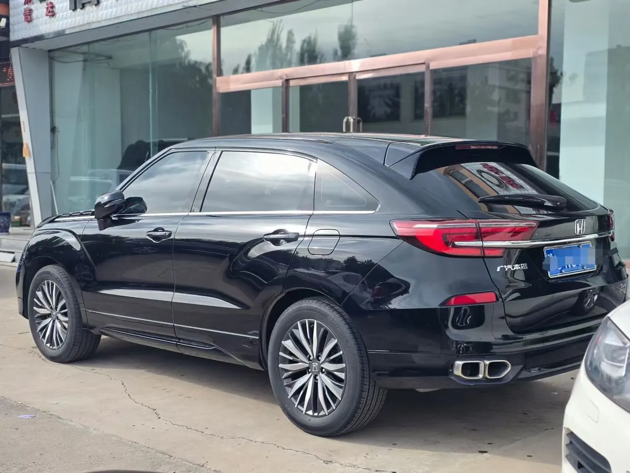 Honda 2020 Crown Road 2.0T 370TURBO Two-Drive Deluxe Automatic Gear 4