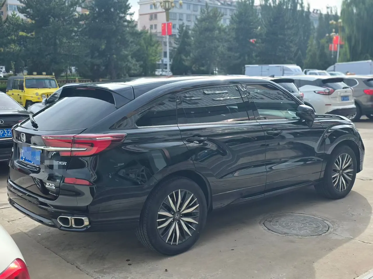 Honda 2020 Crown Road 2.0T 370TURBO Two-Drive Deluxe Automatic Gear 5