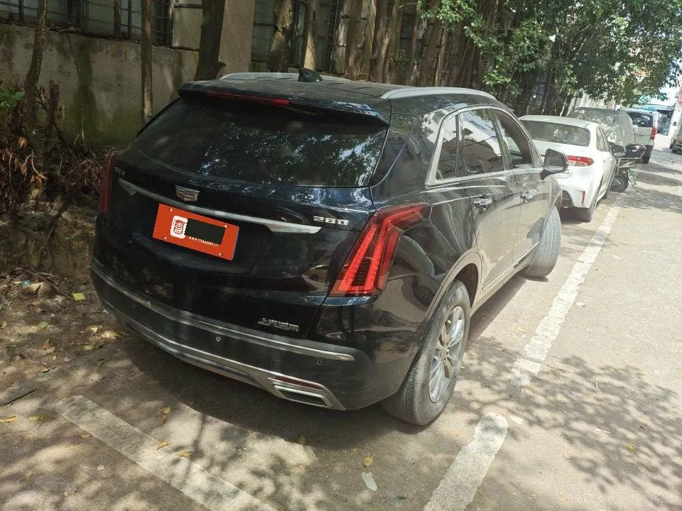Cadillac 2021 XT5 2.0T 28T Luxury Automatic Gear 2