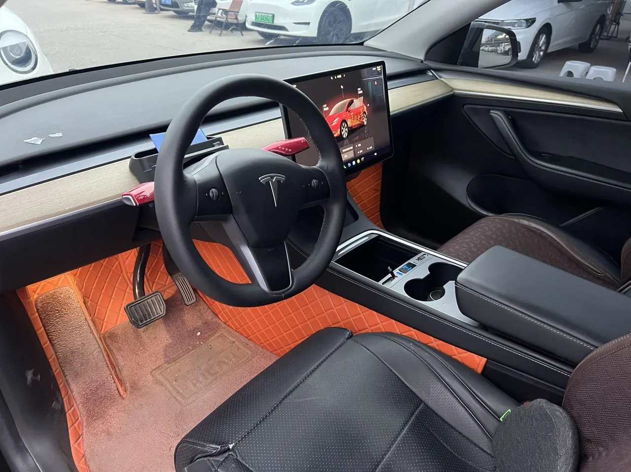 Tesla 2022 Model Y rear-wheel drive version (facelift) automatic gear 2