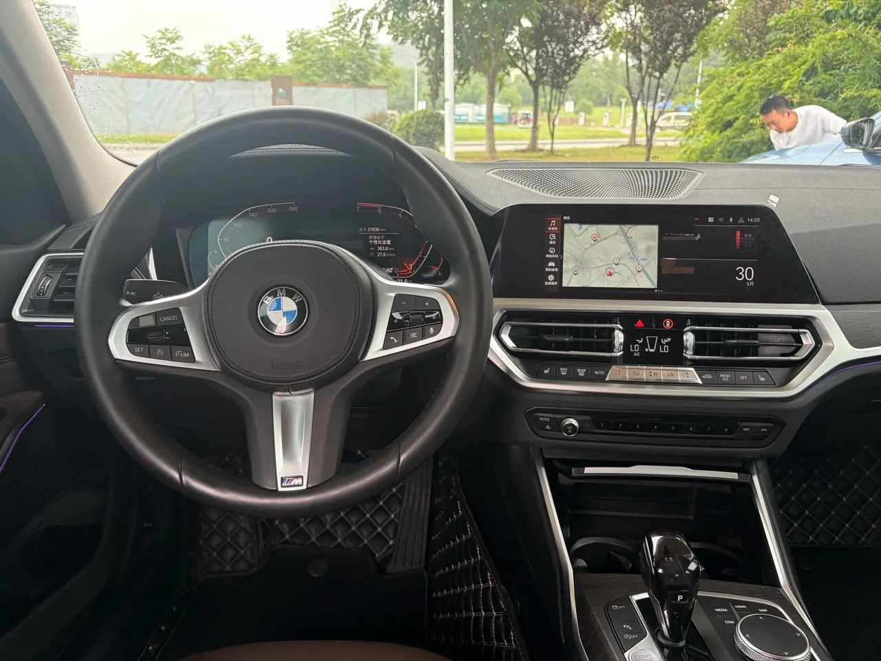 BMW 3 Series 2020 325i 2.0T M Sports Suit Automatic Gear 14