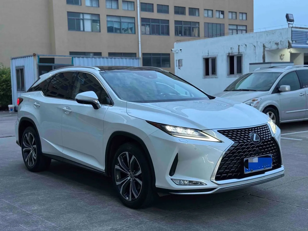 Lexus RX (Imported) 2020 RX300 2.0T Four-wheel Drive Elegant Edition (Modified) Automatic Gear 2