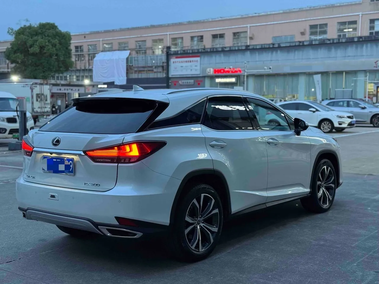 Lexus RX (Imported) 2020 RX300 2.0T Four-wheel Drive Elegant Edition (Modified) Automatic Gear 8