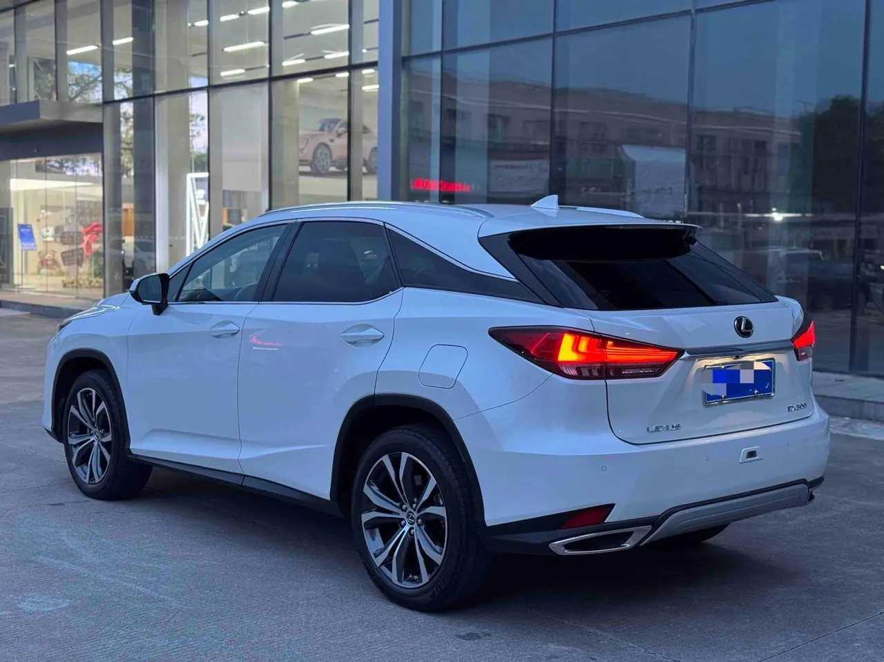 Lexus RX (Imported) 2020 RX300 2.0T Four-wheel Drive Elegant Edition (Modified) Automatic Gear 9