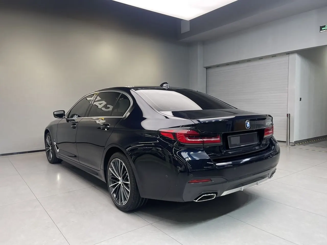 BMW 5 Series 2023 530Li 2.0T Leading M Sports Suit Automatic Gear 3