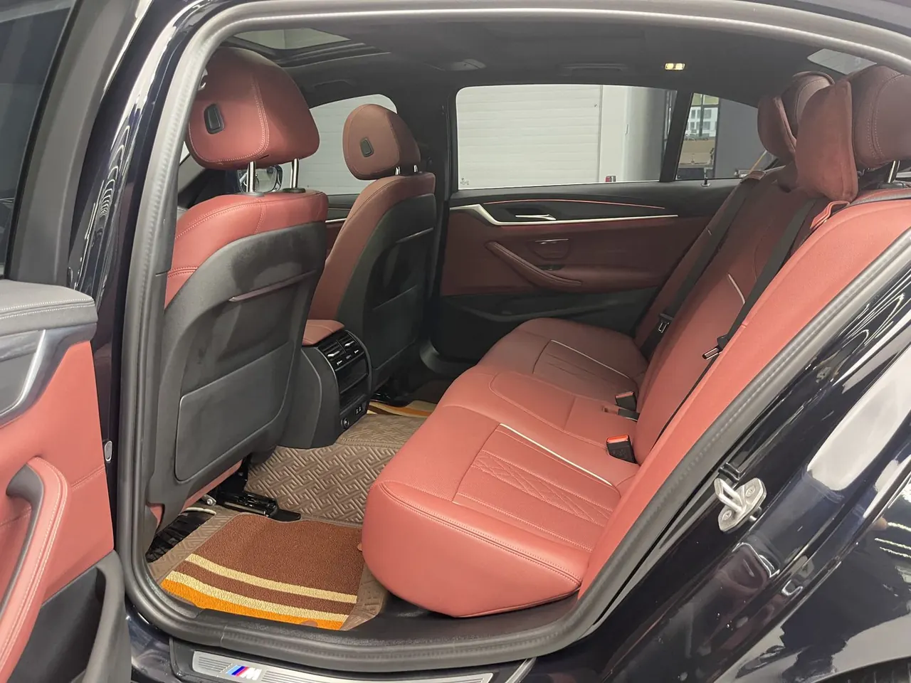 BMW 5 Series 2023 530Li 2.0T Leading M Sports Suit Automatic Gear 8