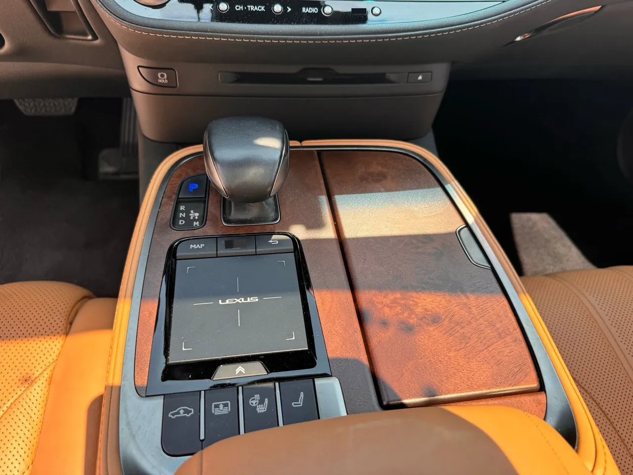 Lexus LS (Imported) 2021 LS500h 3.5 Stepless/Automatic Transmission 12