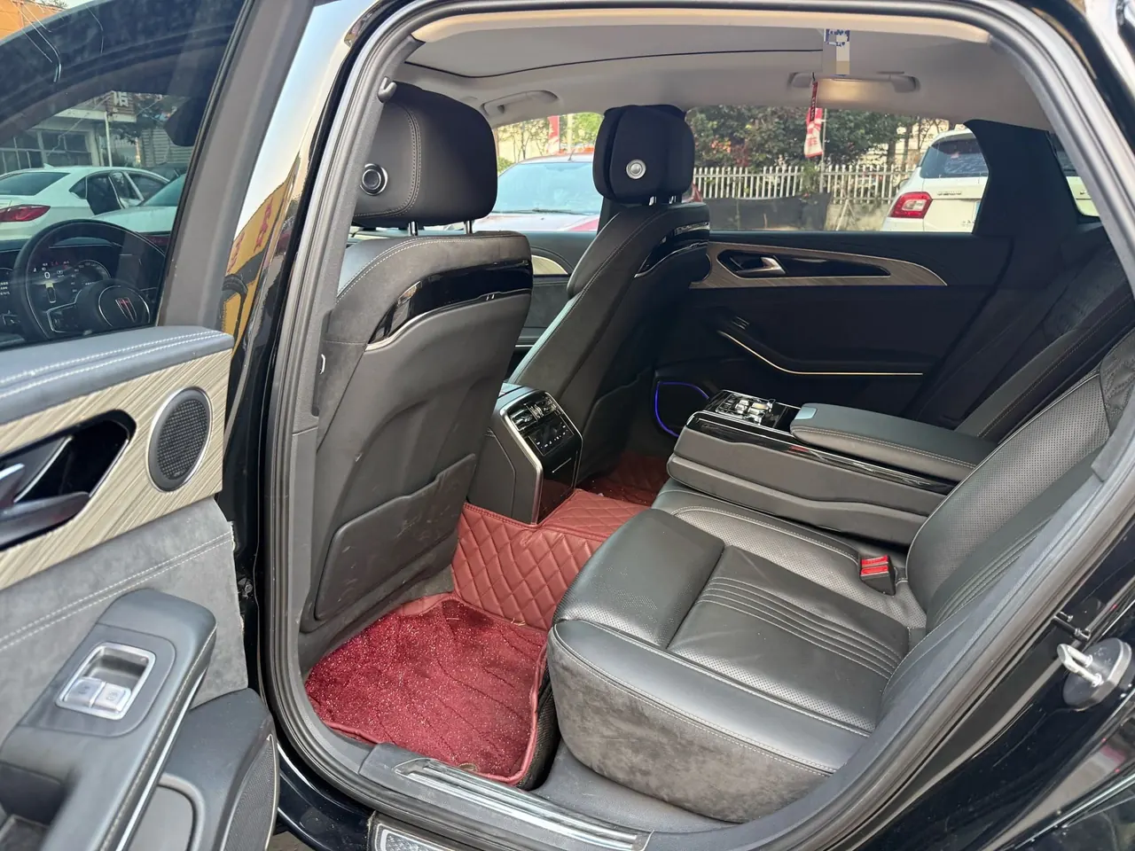 HongQi 2020 H9 48V 2.0T Zhilian Qi Chang Edition Automatic Gear 3
