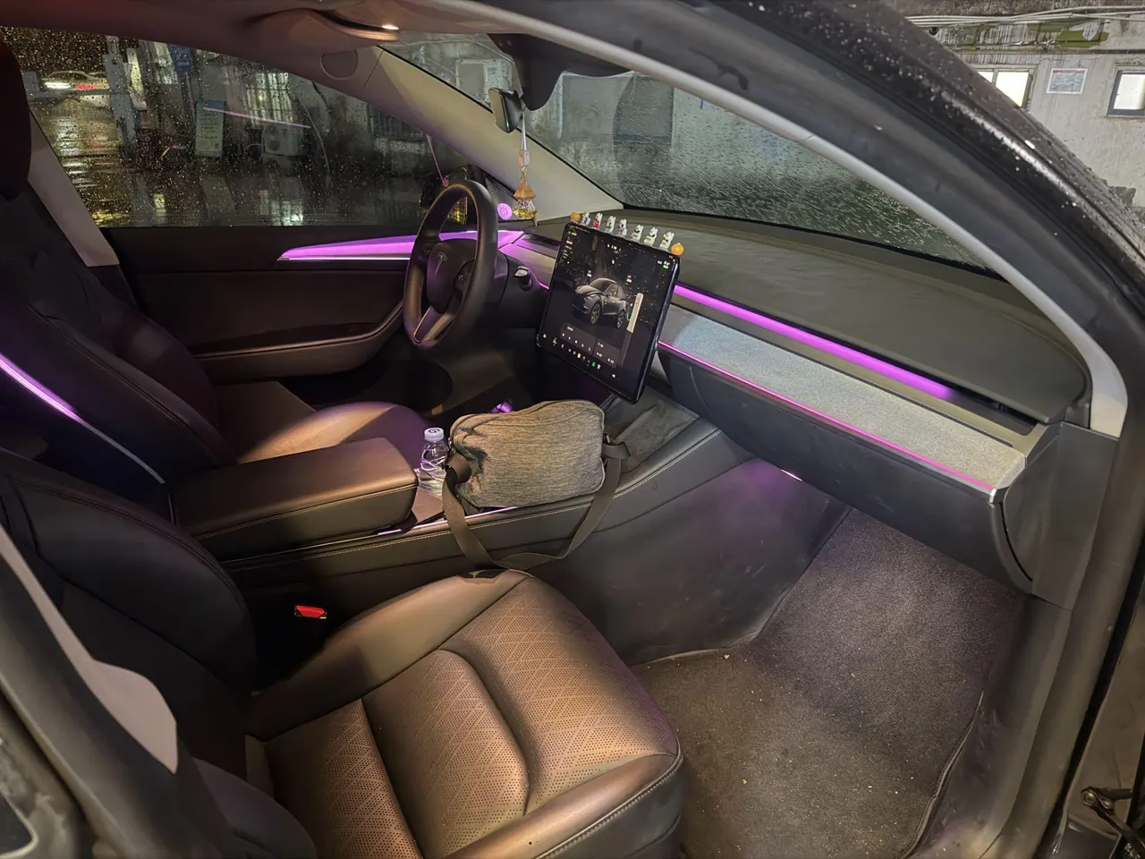 Tesla 2024 Model Y rear-wheel drive version automatic transmission 3