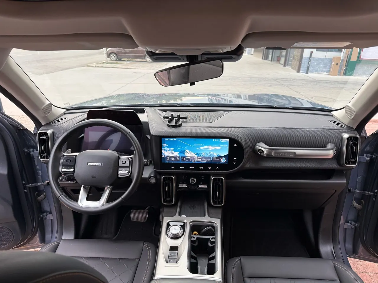 Haval 2020 big dog 1.5T Labrador version automatic gear 3