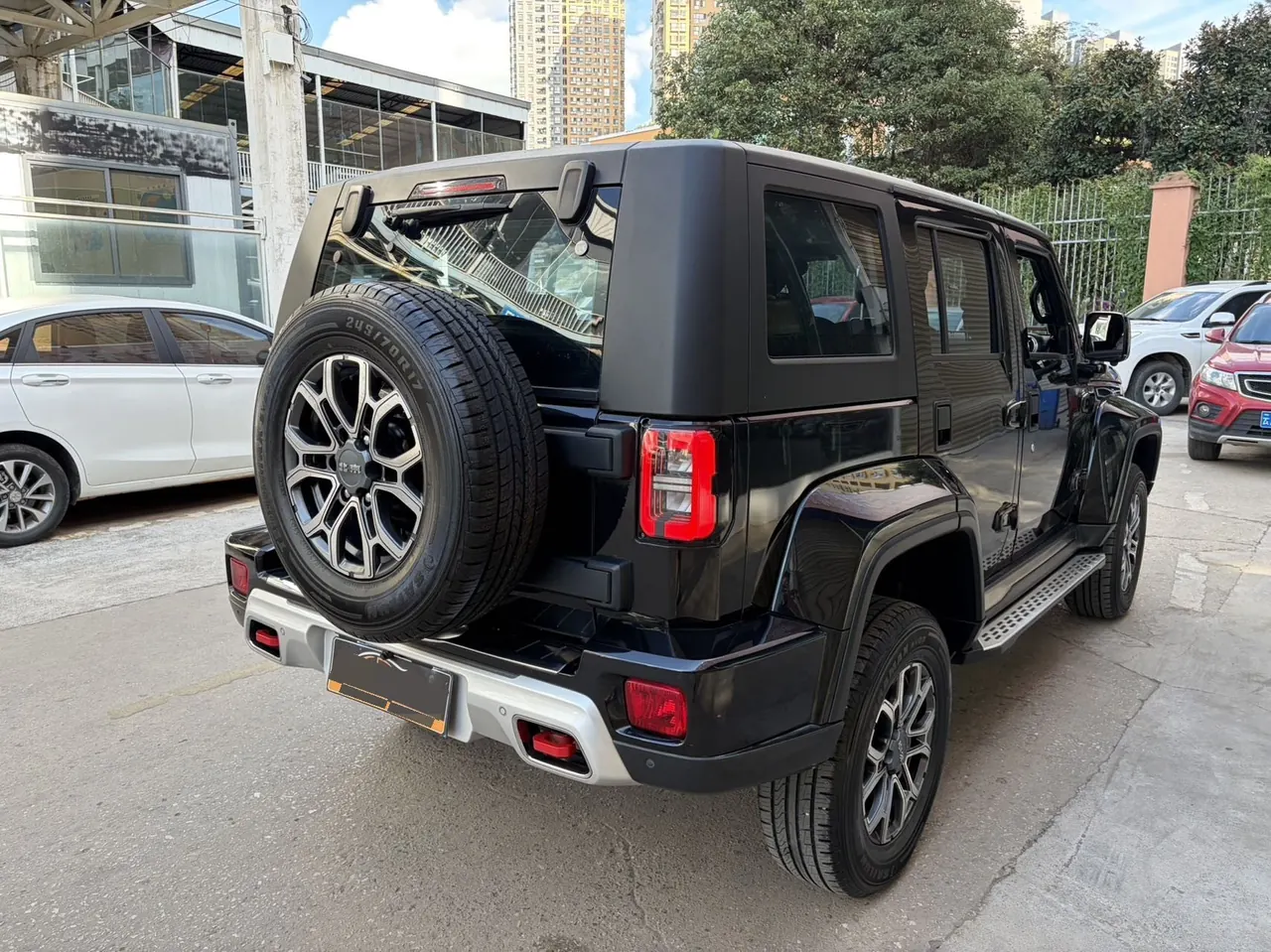 Beijing 2020 BJ40 2.0T 4-wheel drive city hunter version chivalrous automatic gear 6