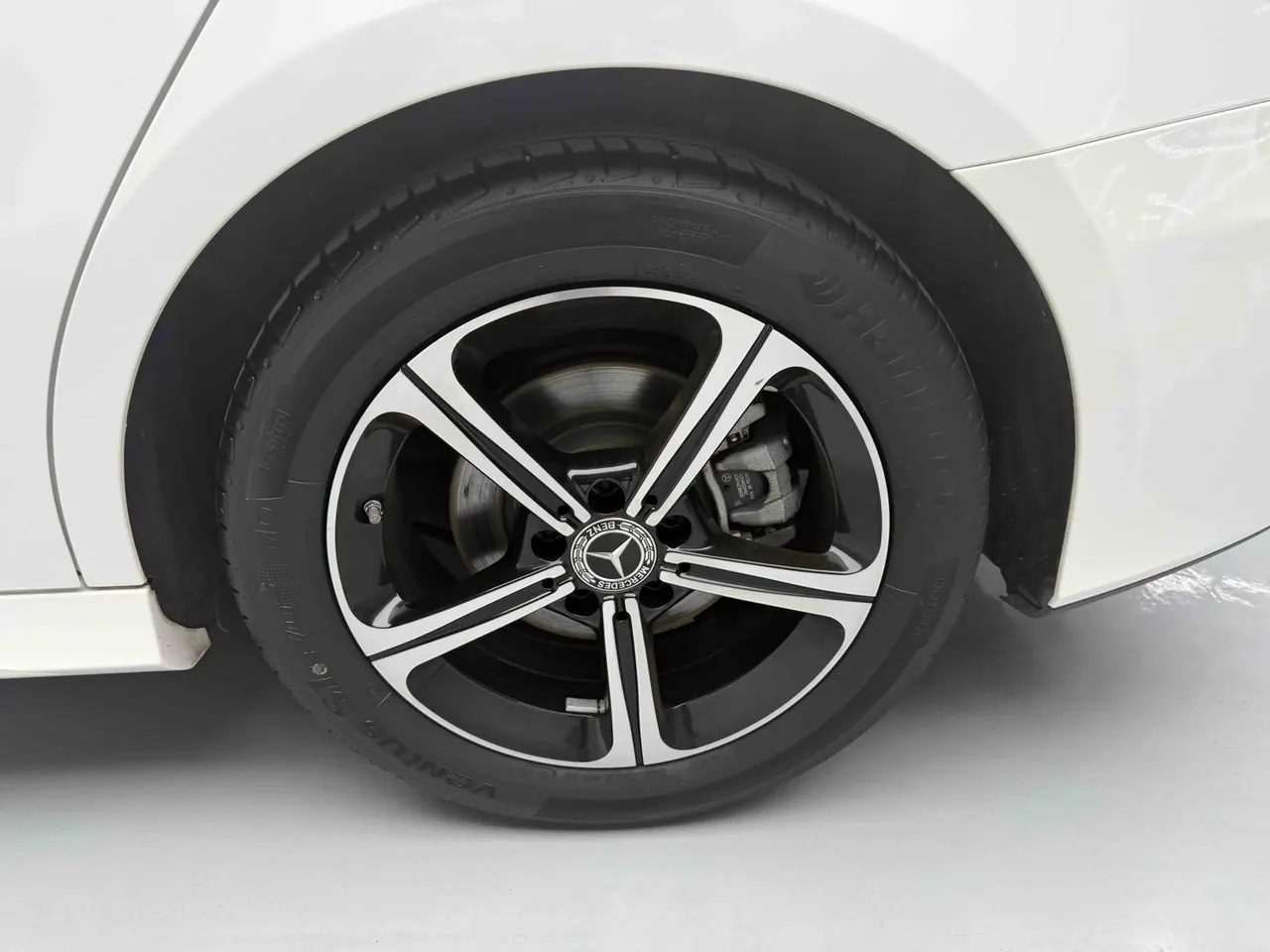 Mercedes Benz Class A 2022 A 200 L 1.3T Fashion (Change 3) Automatic 6