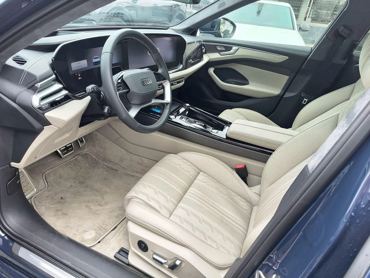 Audi 2026 A6L 2.0T Quattro Enjoy Dynamic Automatic 3