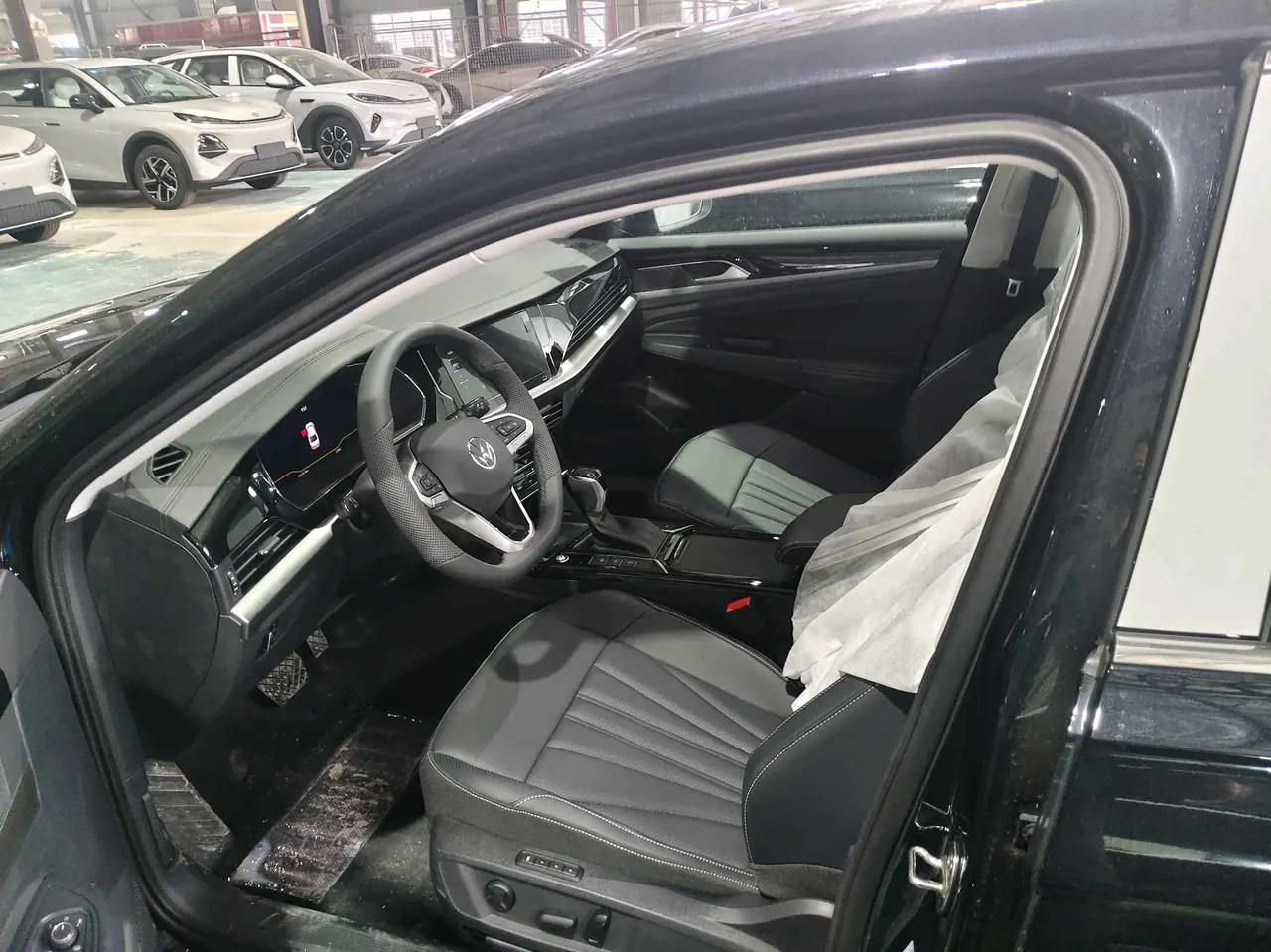 Volkswagen 2026 Passat 2.0TSI 380TSI Subut Longteng Edition Automatic Gear 4