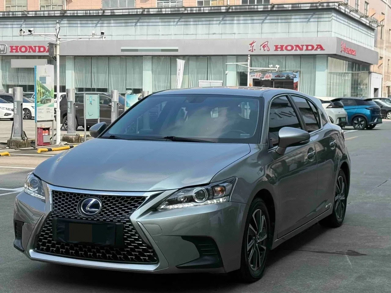 Lexus CT (Imported) 2020 CT200h 1.8 Stepless Elite Automatic Gear - View 1