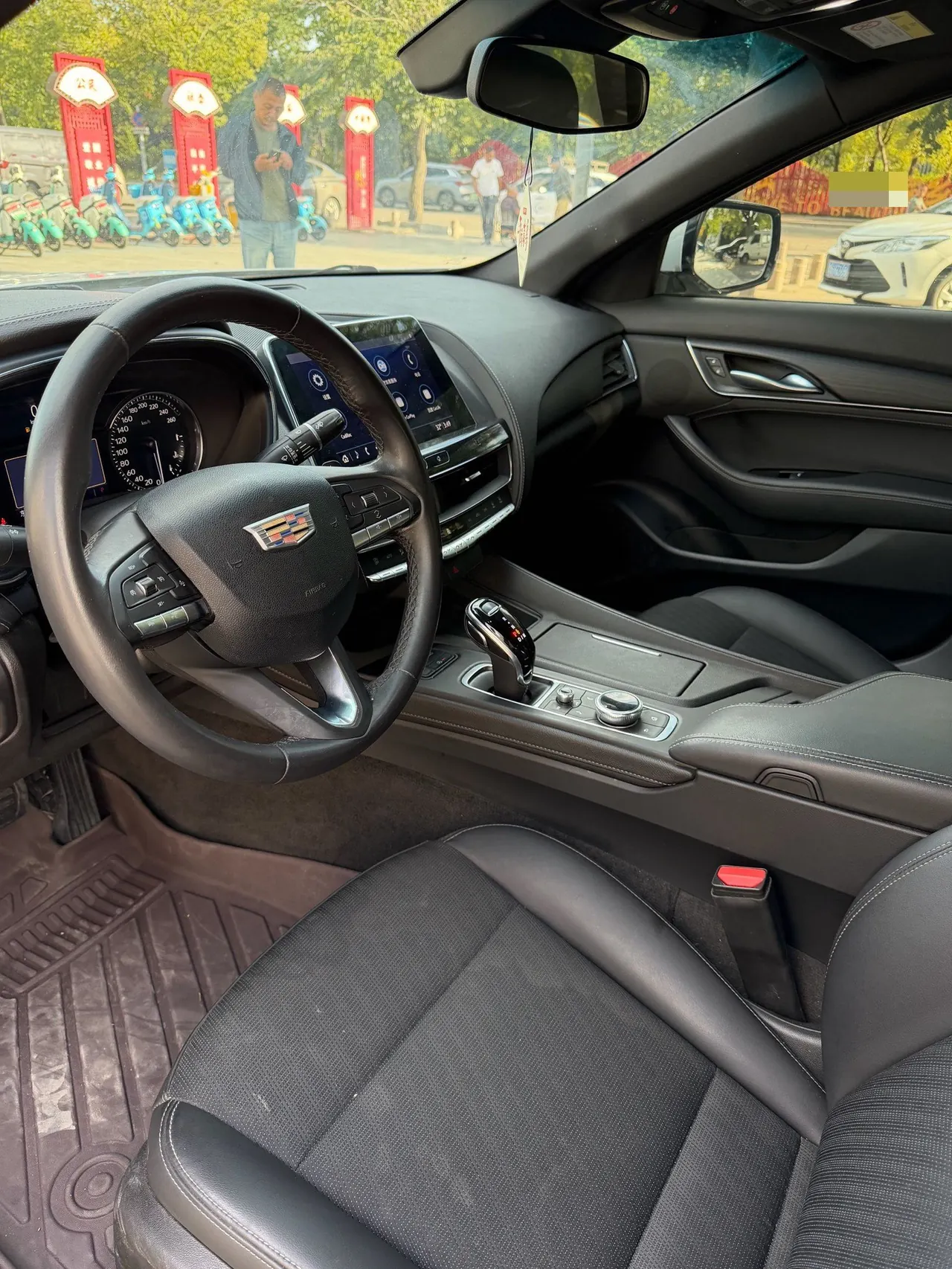 Cadillac 2020 CT5 2.0T 28T technical automatic gear 3