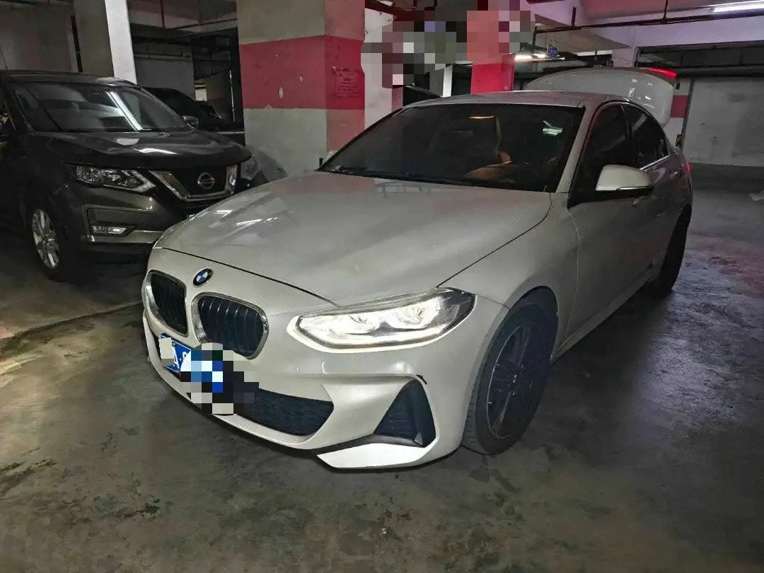 Open image lightbox: BMW 1 Series 2020 120i 1.5T M Sports Suit Automatic Gear
