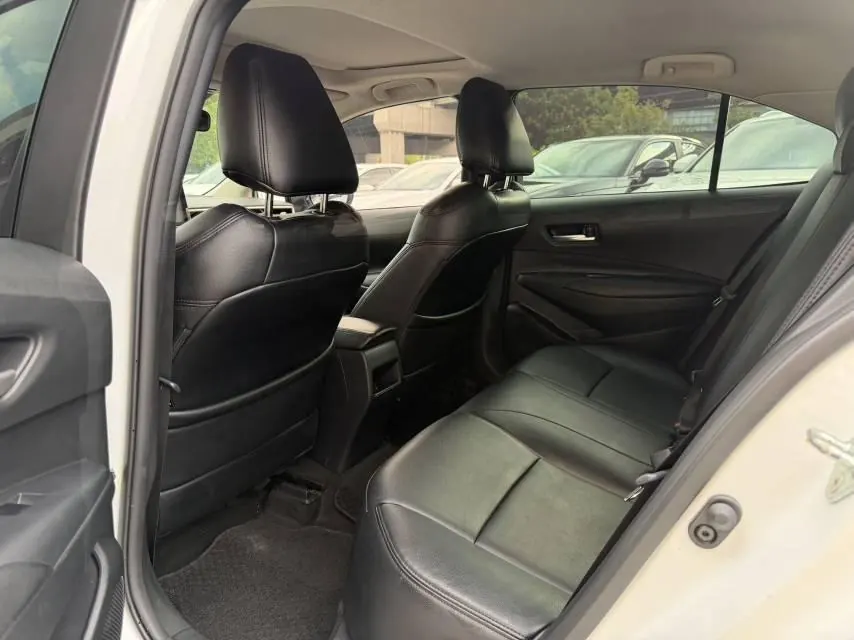Toyota 2021 corolla 1.2T stepless elite version of automatic gear 5