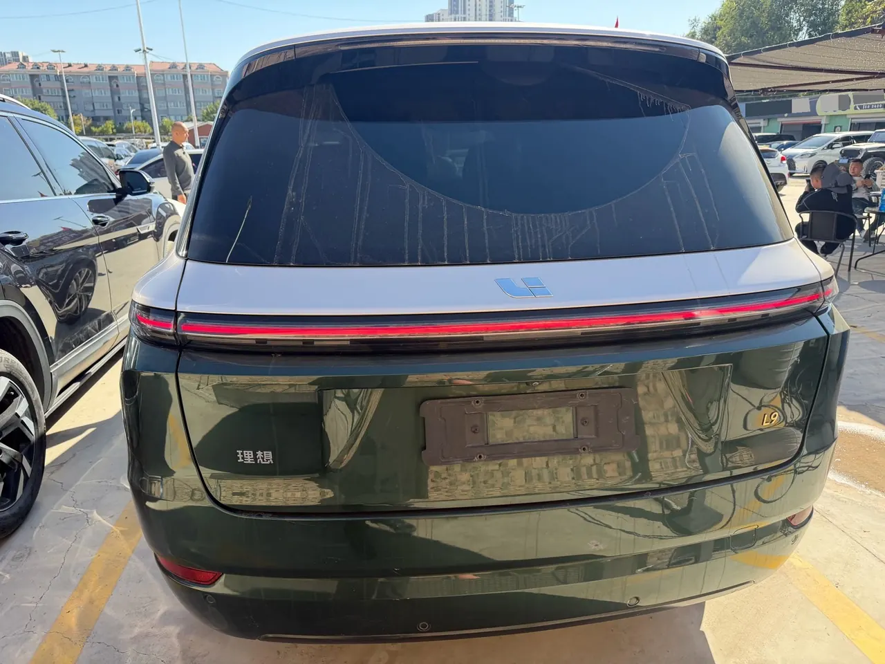Li 2022 L9 1.5T Max Edition Automatic Gear 8