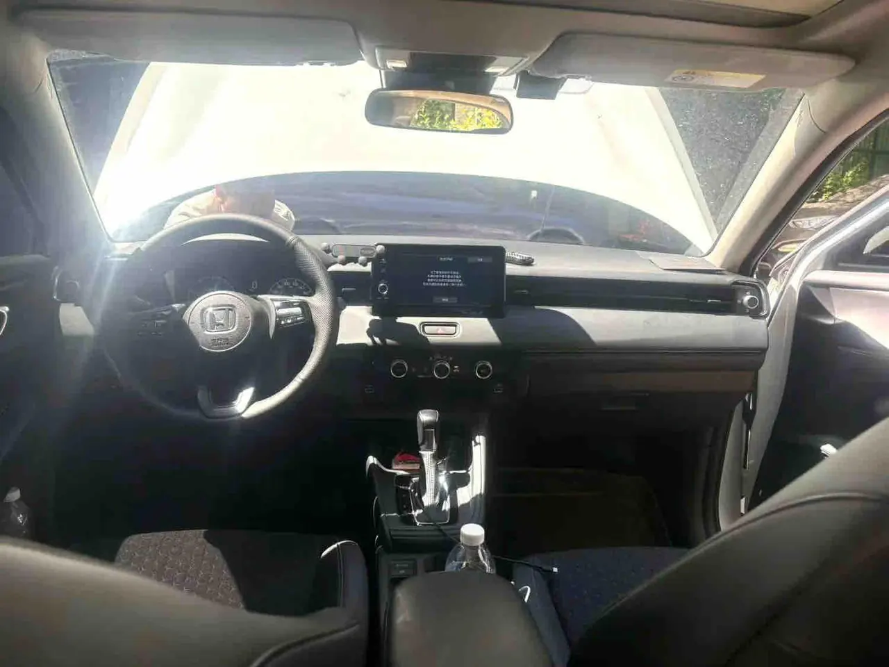 Honda 2024 XR-V 1.5 stepless craze version of automatic gear 2