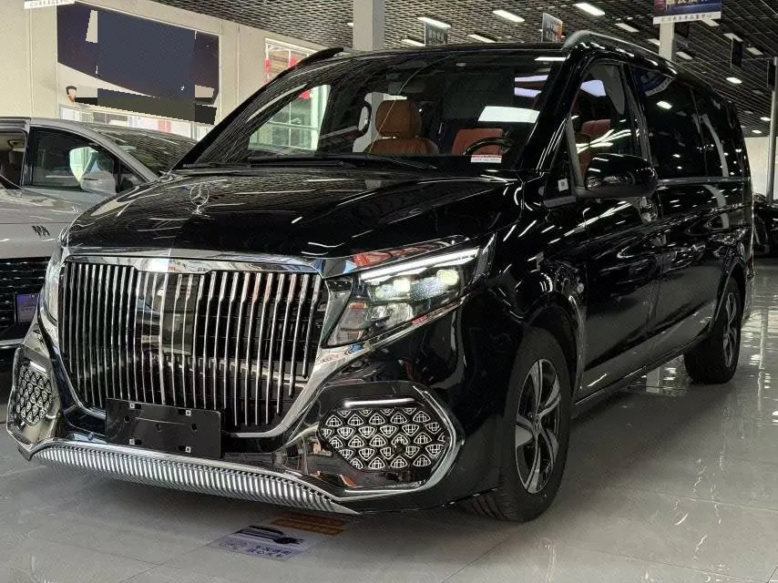 Open image lightbox: Mercedes Benz 2024 Vito 2.0T Elite Edition 7-seat Automatic Gear