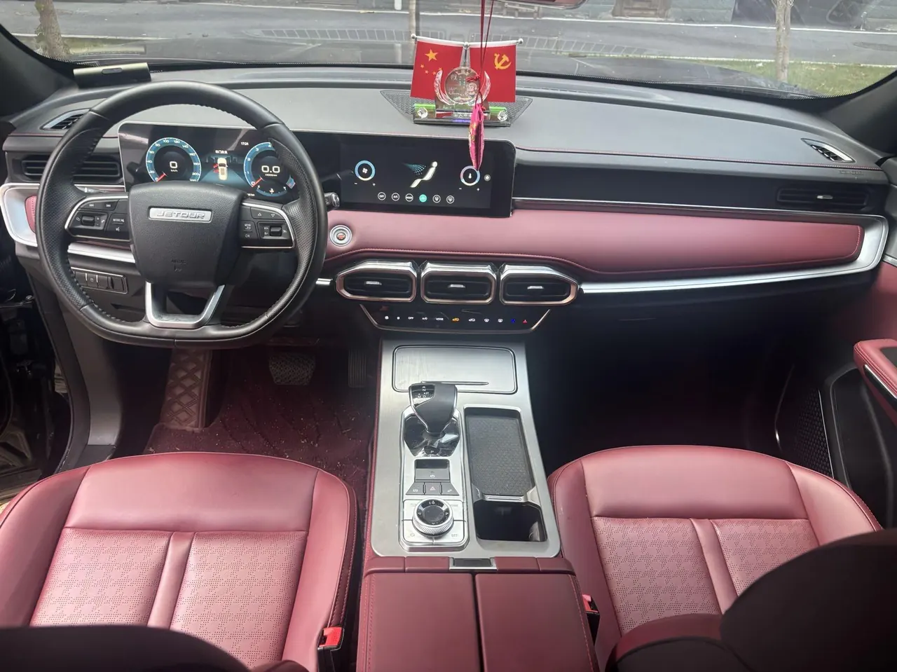 Jetour 2025 X70 PLUS 1.5T Elite Edition 5-seat Automatic Gear 5