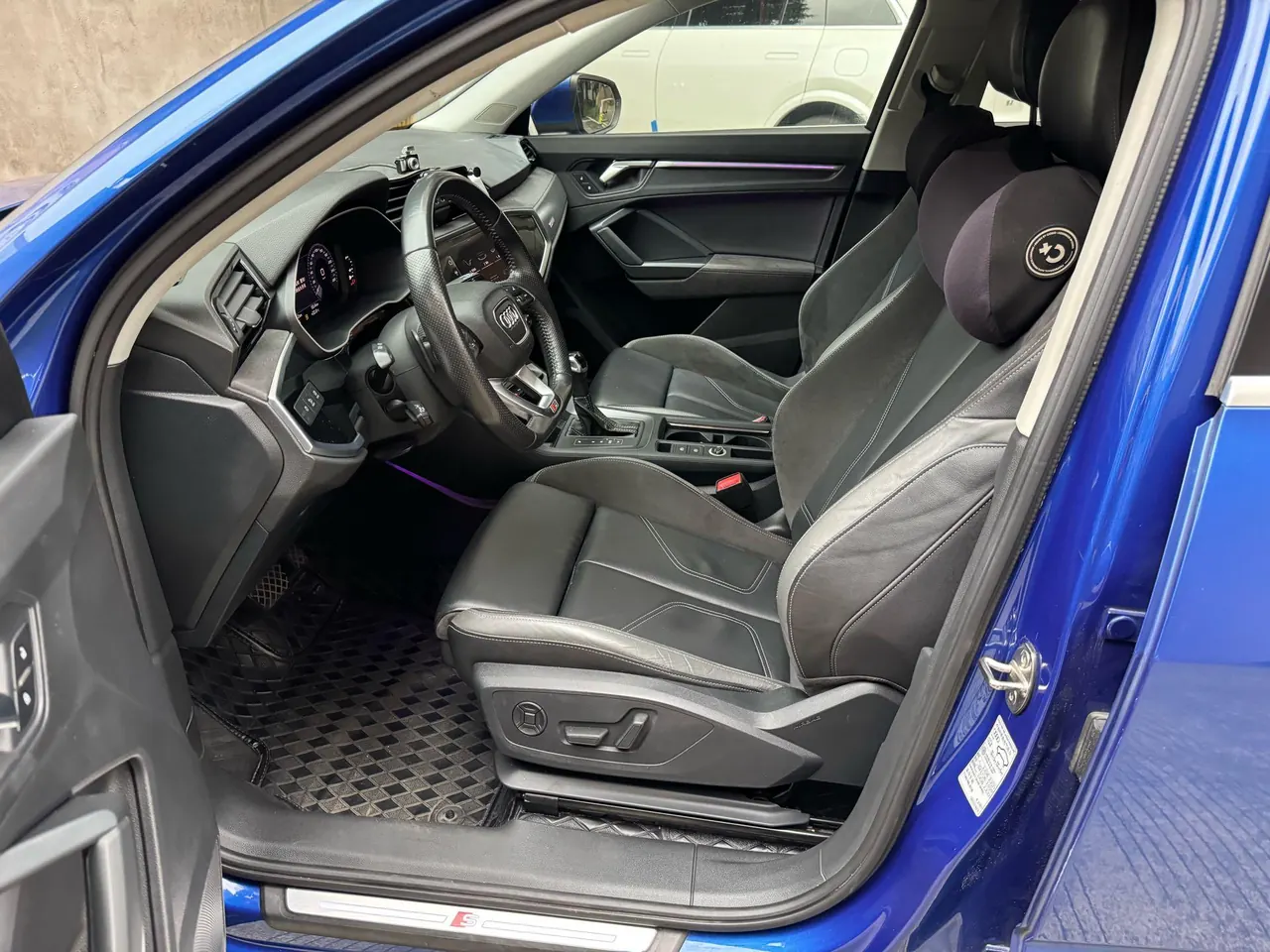 Audi 2021 Q3 Sportback 2.0TFSI 40TFSI into the life version of automatic gear 5