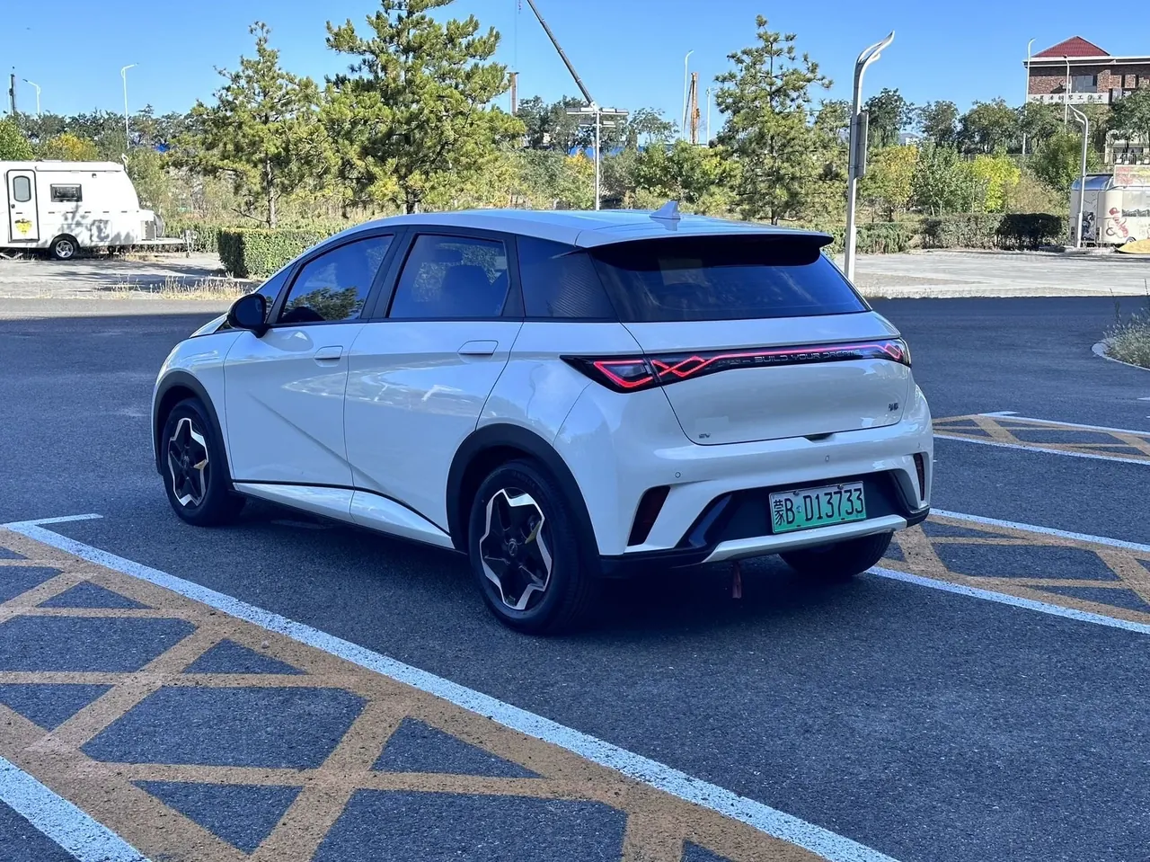 BYD 2025 Dolphin 420km Vital Edition Automatic Gear 6