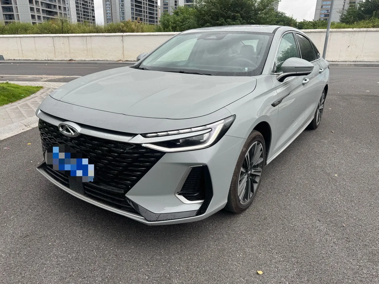 Open image lightbox: Chery 2025 Erez 8 1.6T Automatic Gear