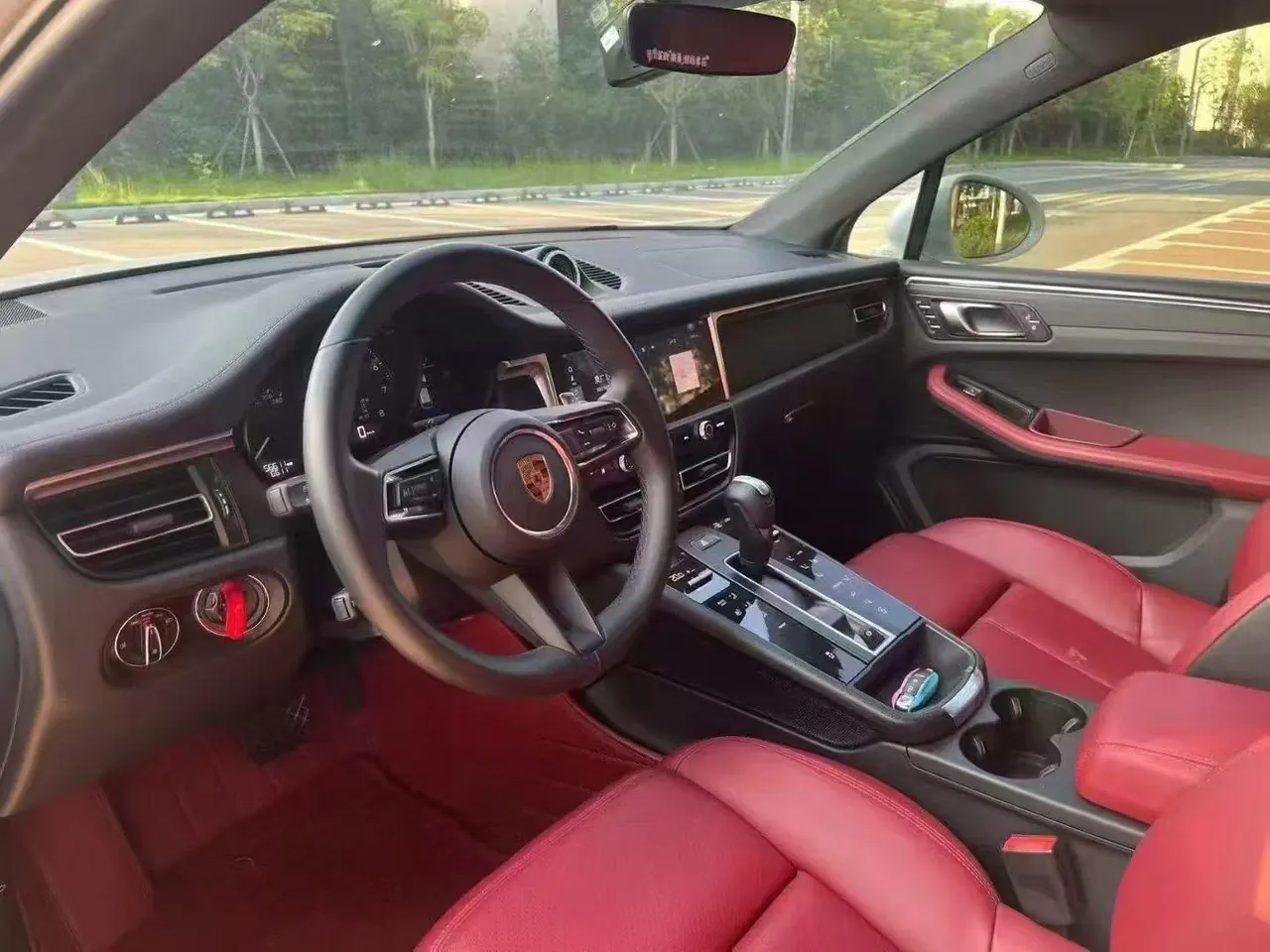 Porsche Macan (Imported) 2025 Macan 2.0T Dream Edition Automatic Gear 4