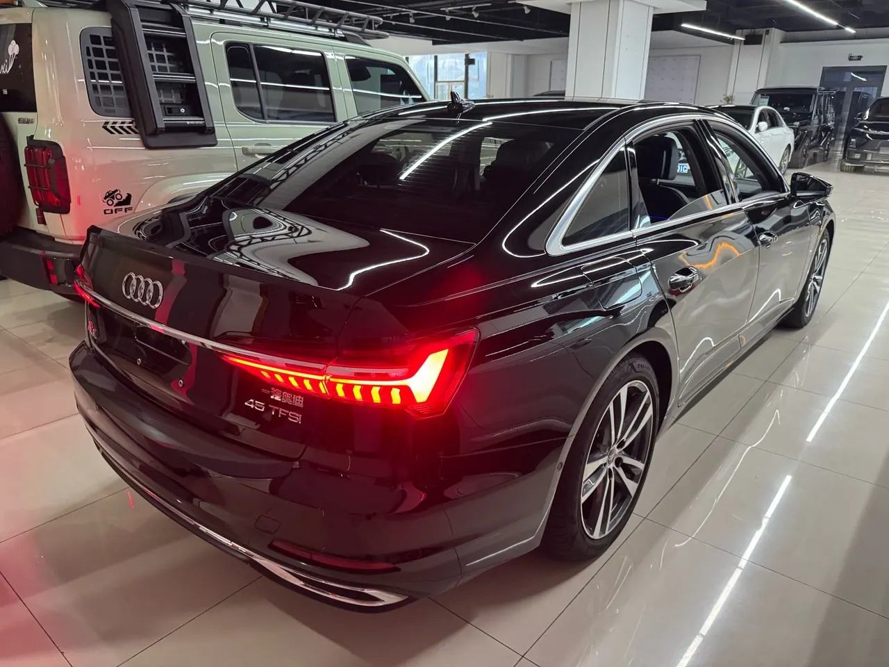 Audi 2024 A6L 2.0TFSI 45TFSI Zhenzhiya Automatic Gear 5