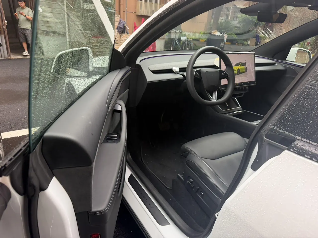 Tesla 2025 Model Y L Long Endurance All-Wheel Drive Automatic Transmission 2