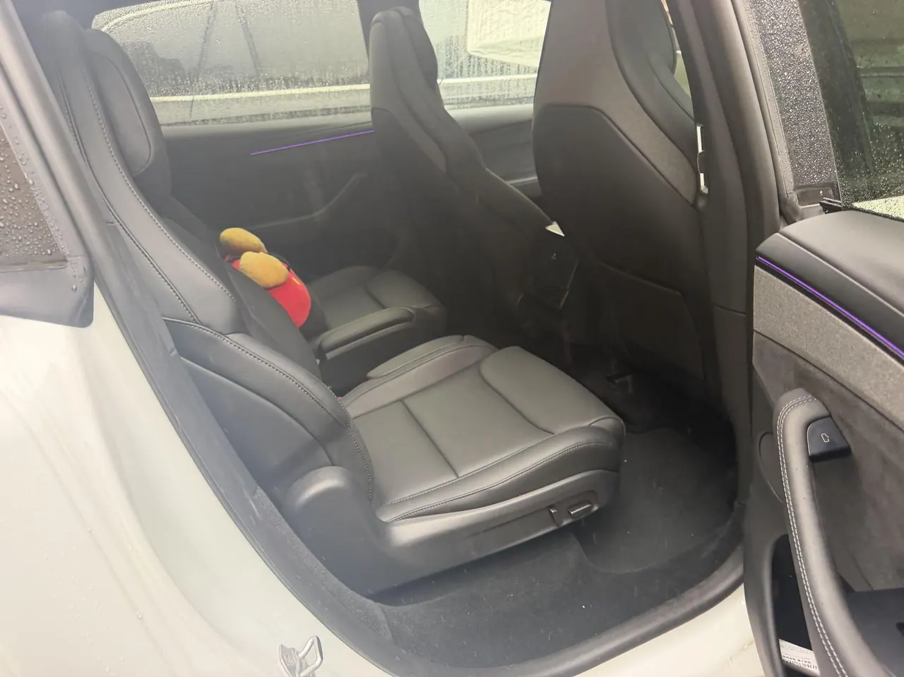 Tesla 2025 Model Y L Long Endurance All-Wheel Drive Automatic Transmission 4