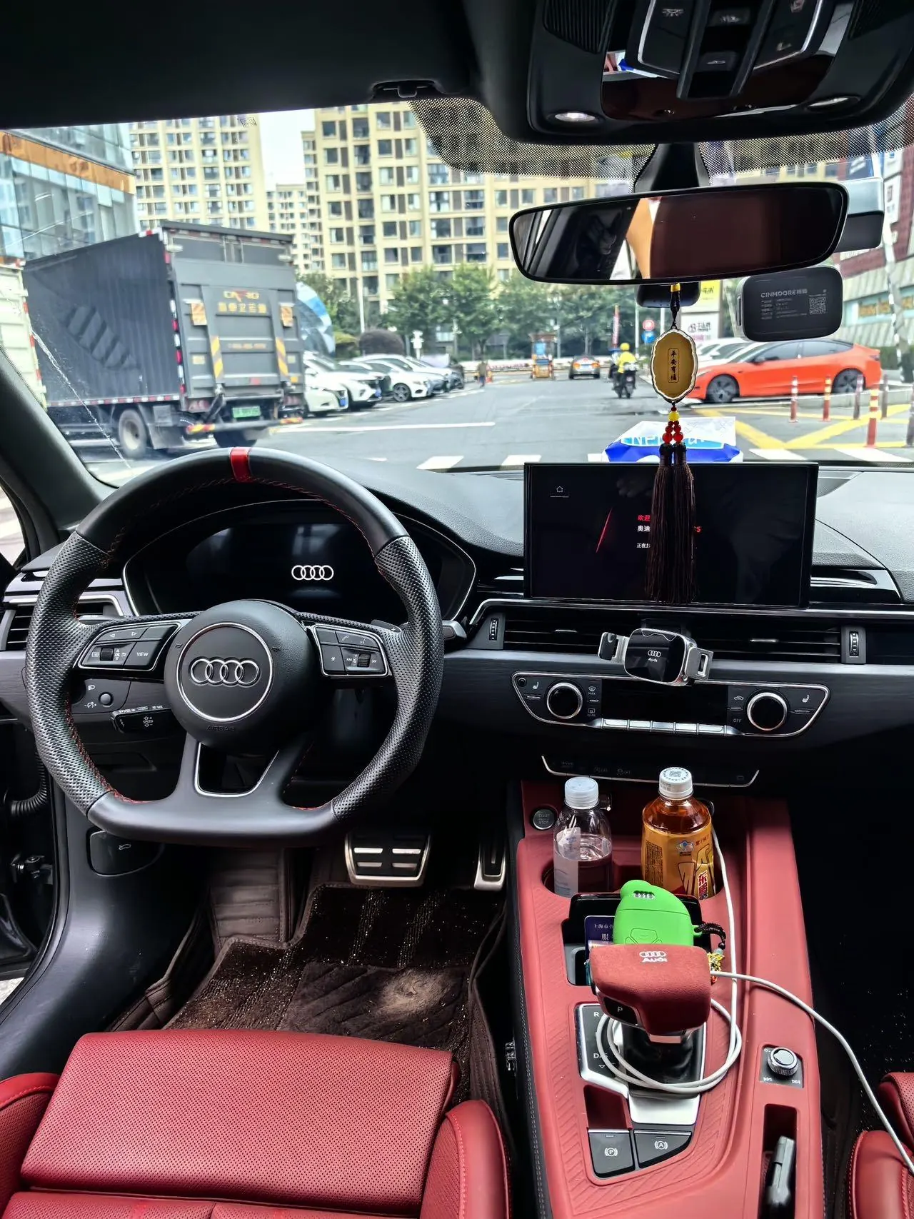 Audi 2025 A4L 2.0TFSI 40TFSI 2 million Yuexiang Edition Fashion Dynamic Automatic Gear 10