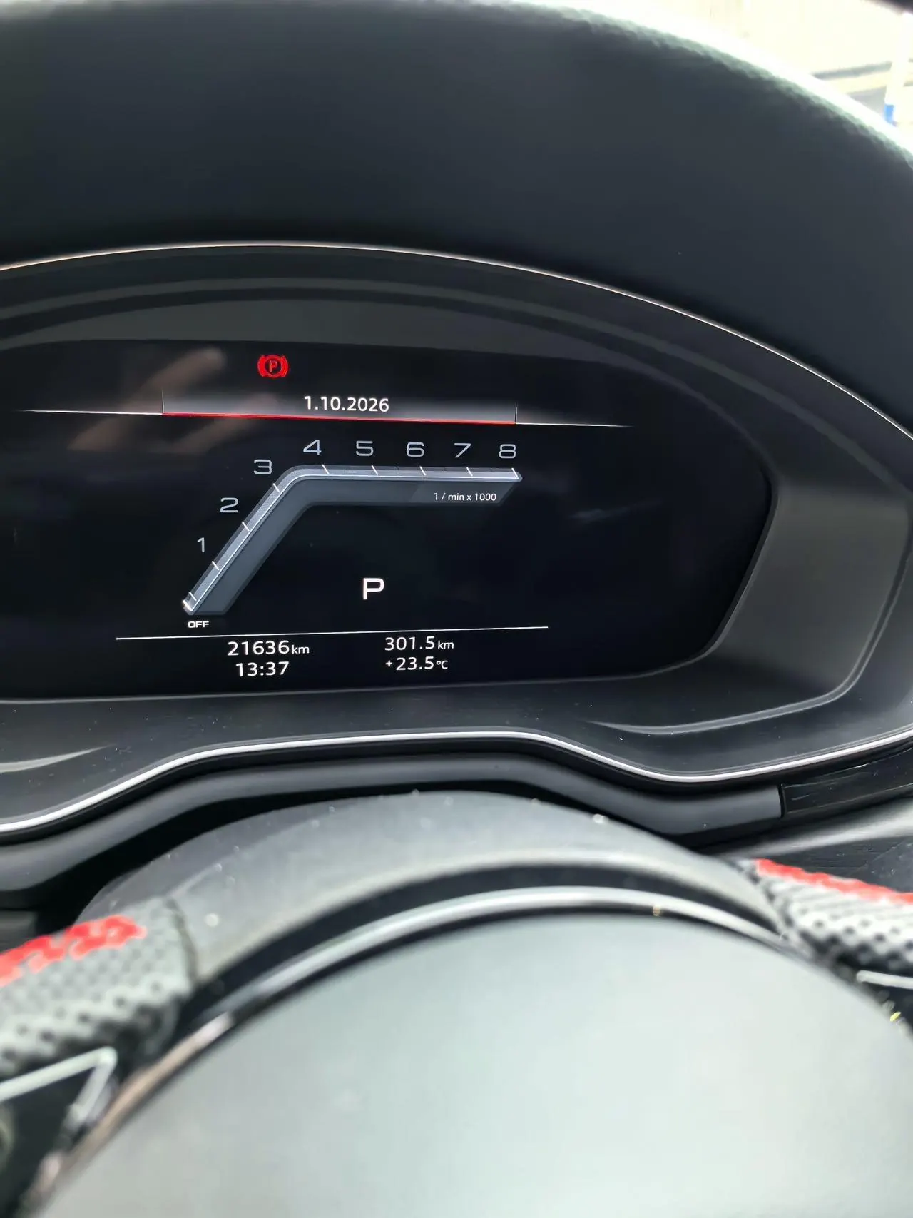 Audi 2025 A4L 2.0TFSI 40TFSI 2 million Yuexiang Edition Fashion Dynamic Automatic Gear 12