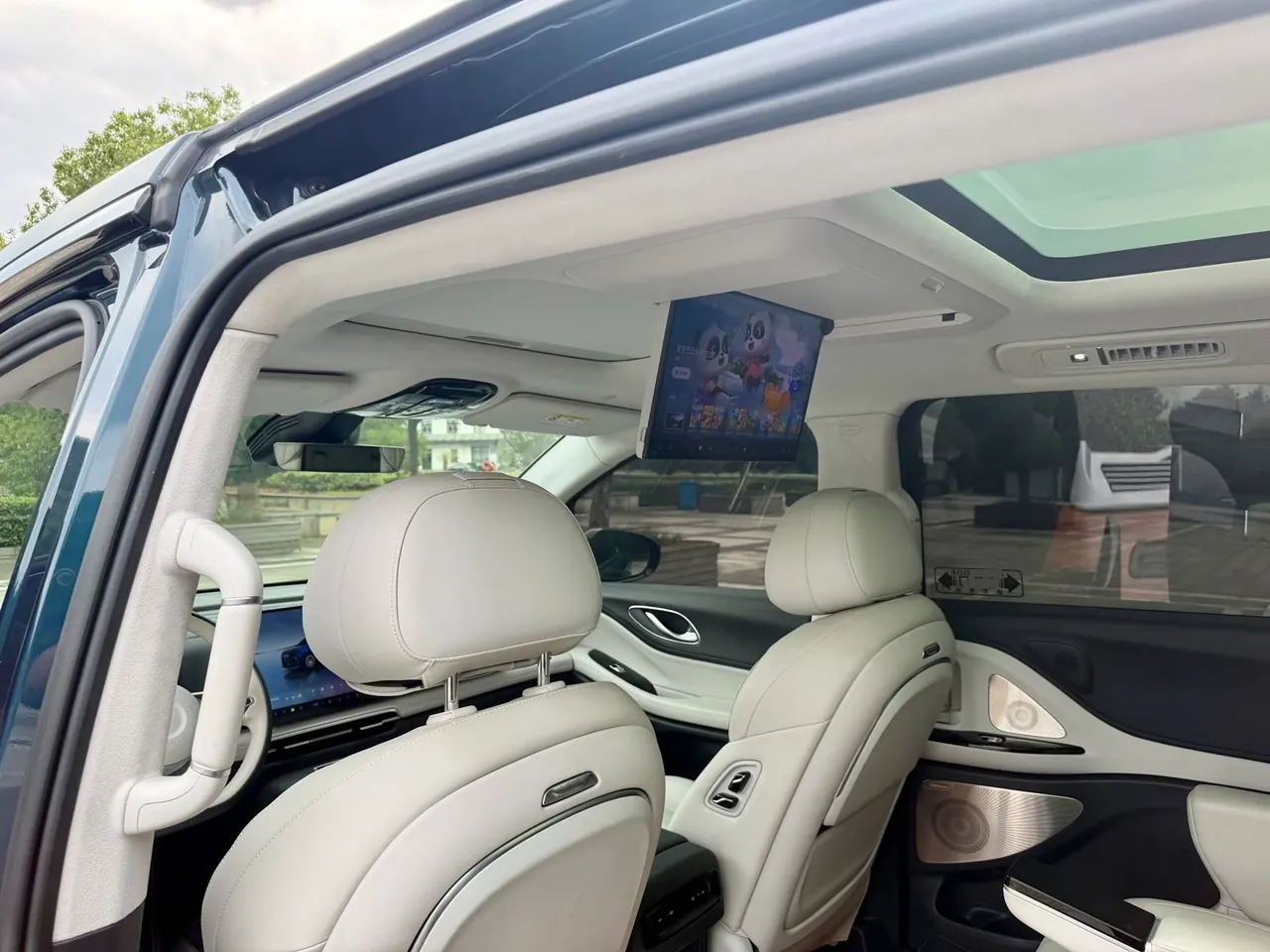 Voyah 2025 dreamers PHEV 1.5T four-wheel drive flagship Kun Peng version automatic gear 7