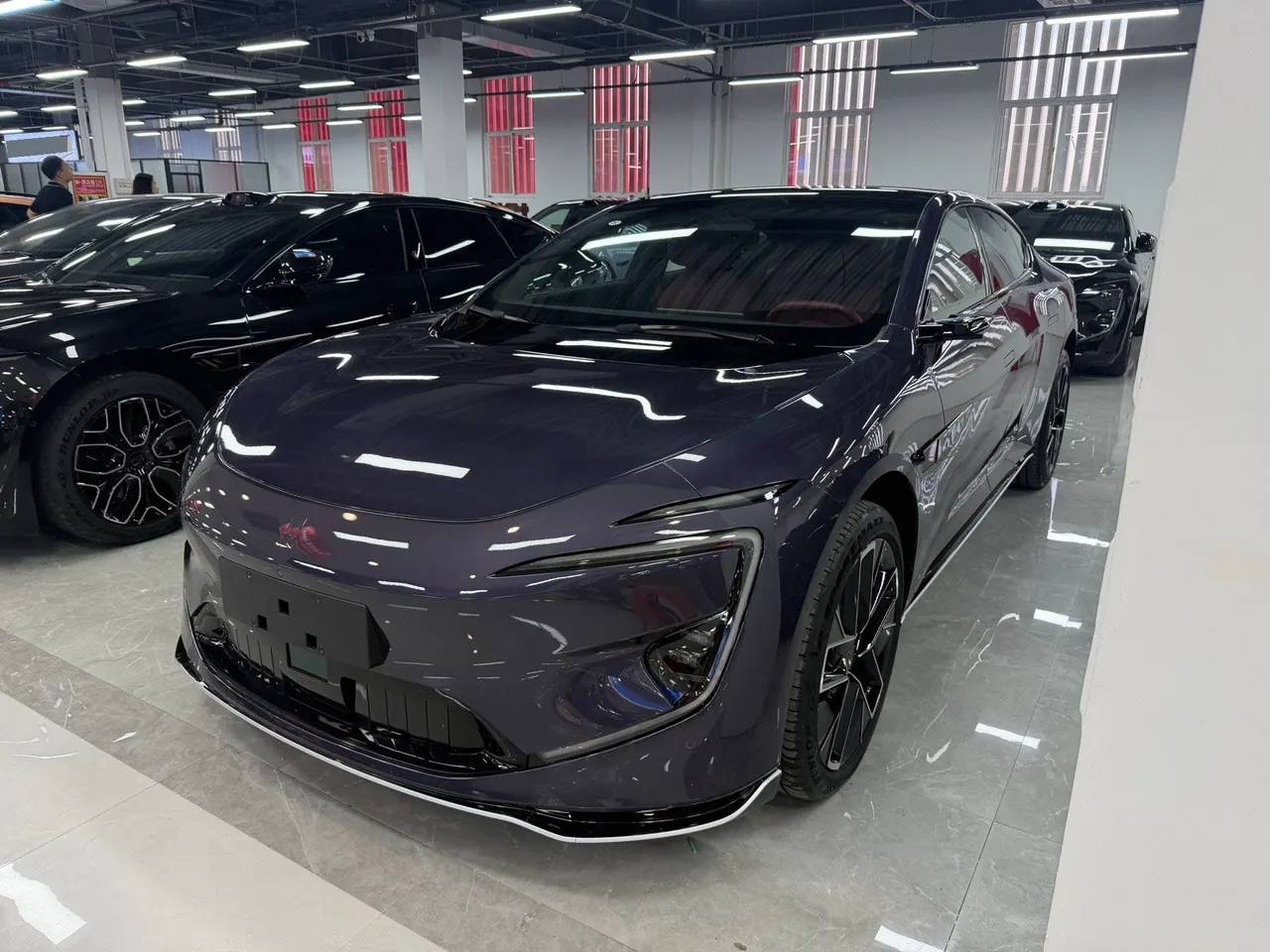 Open image lightbox: Avatr 2025 Avatr 12 Master Pure Electric Edition Four-wheel Drive (Modified) Automatic Gear